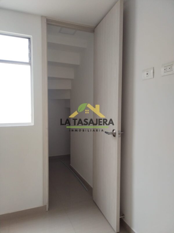 EXCLUSIVO APARTAMENTO EN ROSA DE LOS VIENTOS CON PARQUEADERO PROPIO - COPACABANA Código: 3253 | Valor: $1'900.000/mes, PISOS 2,3,4 - Imagen 5