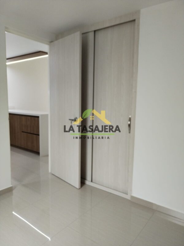EXCLUSIVO APARTAMENTO EN ROSA DE LOS VIENTOS CON PARQUEADERO PROPIO - COPACABANA Código: 3253 | Valor: $1'900.000/mes, PISOS 2,3,4 - Imagen 7