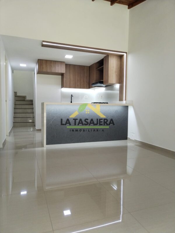 EXCLUSIVO APARTAMENTO EN ROSA DE LOS VIENTOS CON PARQUEADERO PROPIO - COPACABANA Código: 3253 | Valor: $1'900.000/mes, PISOS 2,3,4 - Imagen 8