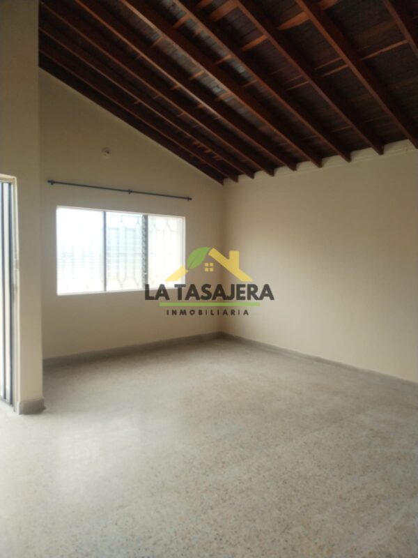 Apartamento en Arriendo – Copacabana (Barrio El Recreo) | 4 Alcobas, 1 Baños + Cocina Integral | La Tasajera Inmobiliaria cod-4003 - Imagen 4