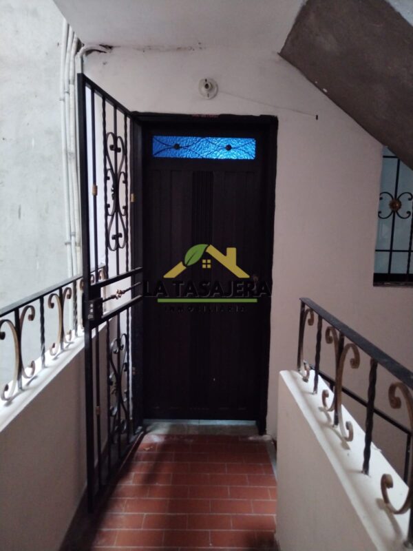 Apartamento Interior de dos habitaciones en el Barrio Obrero código-2171 - Imagen 9