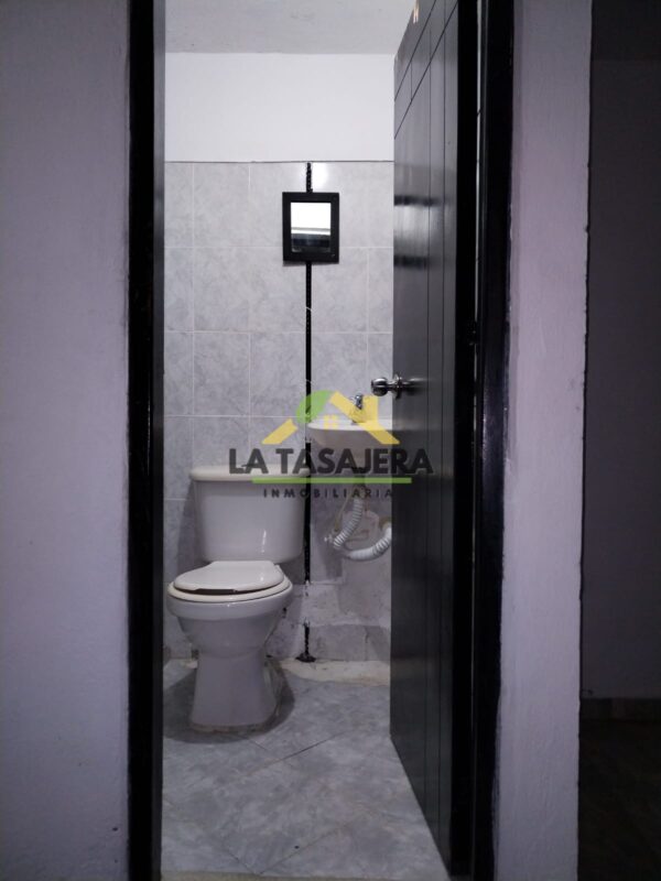 Apartamento Interior de dos habitaciones en el Barrio Obrero código-2171 - Imagen 7