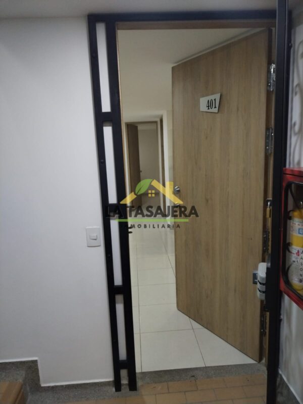 Hermoso y Cómodo Apartamento en el Barrio La Asunción Parte Baja, 3 habitaciones, 4to piso, Interior código- 3250 - Imagen 4