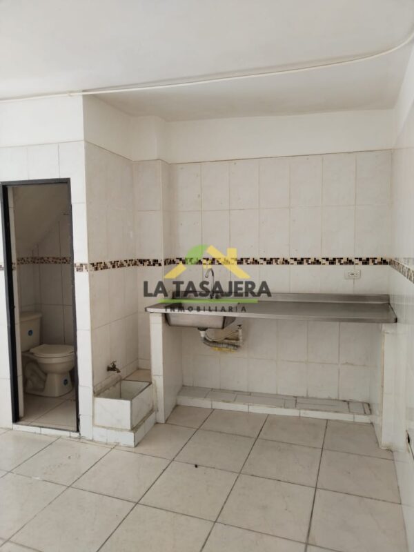 Local Comercial u oficina en Arriendo en Copacabana | Barrio Obrero – Código 5121 $1.000.000 | 1er Piso | 1 Baño | Cocina (copia) - Imagen 2