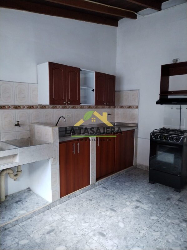 Apartamento en arriendo en Copacabana Barrio Villanueva Parte Baja, 2do piso, tres habitaciones código 3260 - Imagen 8